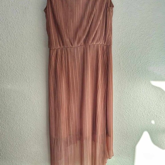 Forever 21 Dusty Rose Flowy Midi Dress. M - Picture 7 of 7